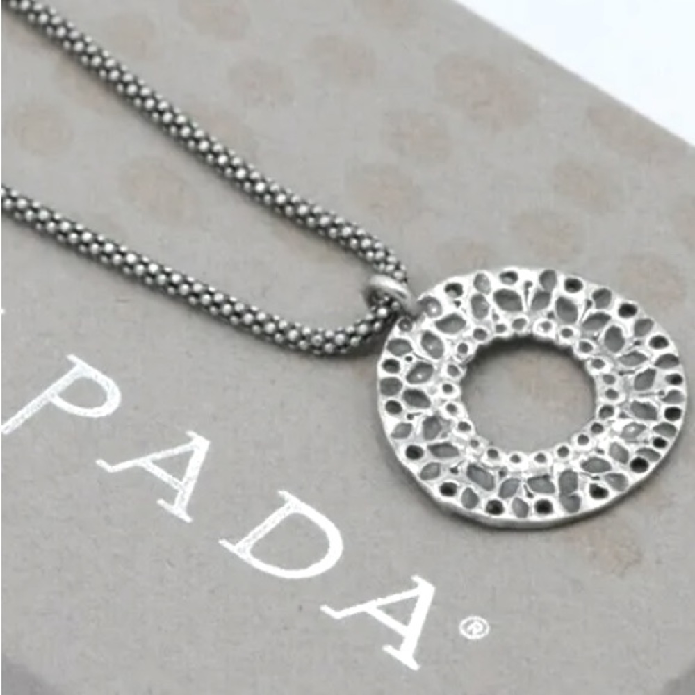 Silpada Vintage Sterling Silver Pendant Necklace 16 inch chain comes in Silpada